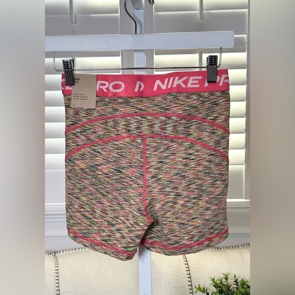Nike Women's Pro 3" Spacedye Shorts in Multi Size Small - Picture 2 of 9